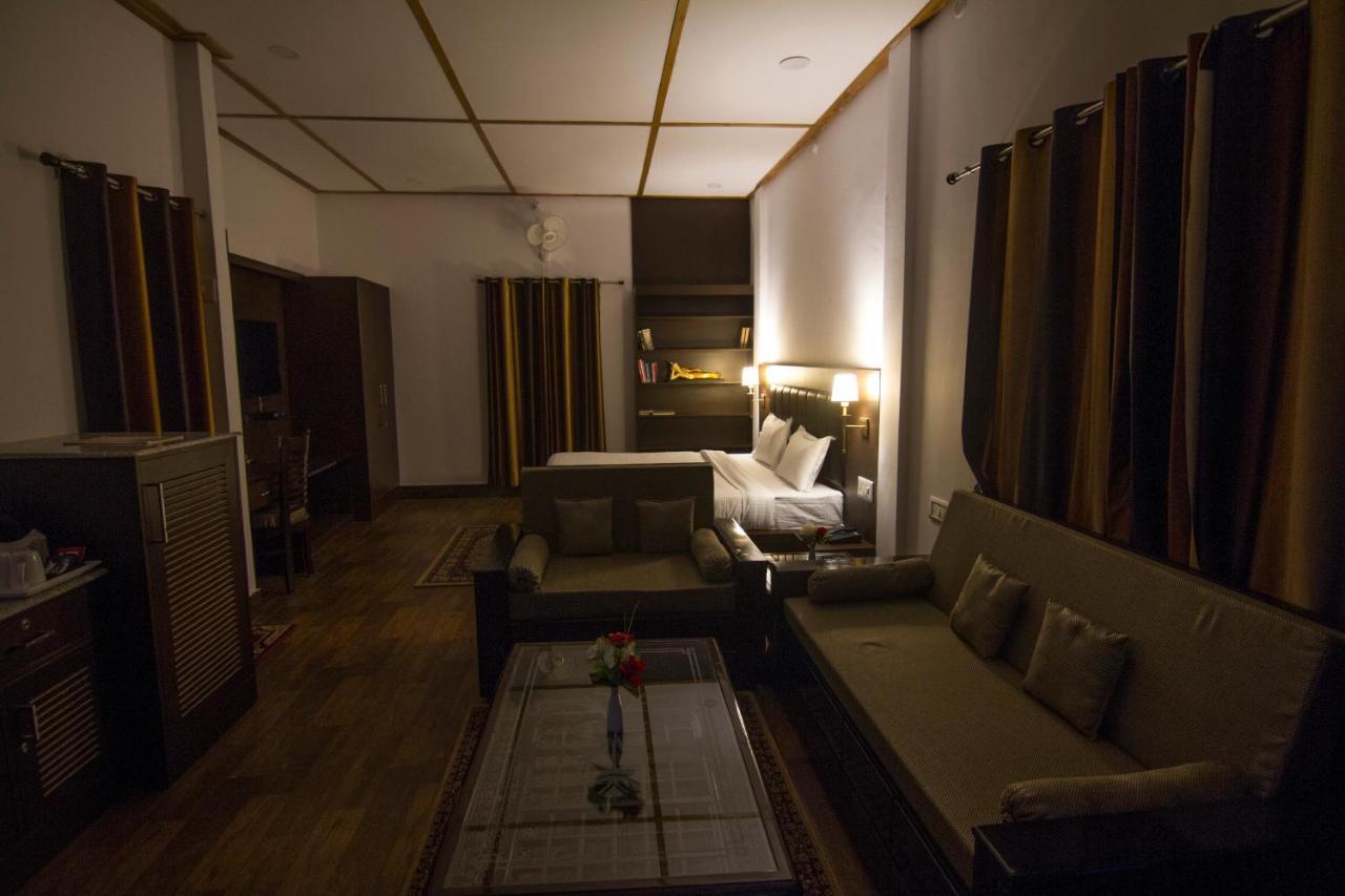 Samskara & Samsara Hotel Lansdowne Kültér fotó